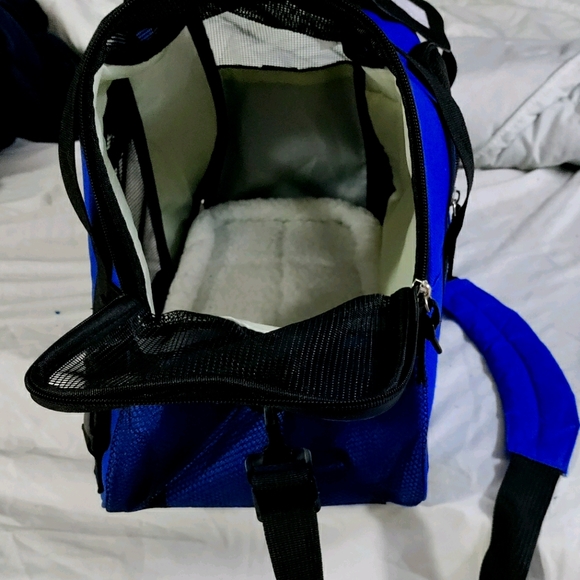 Paws and Pals Pet Carrier - Picture 2 of 3